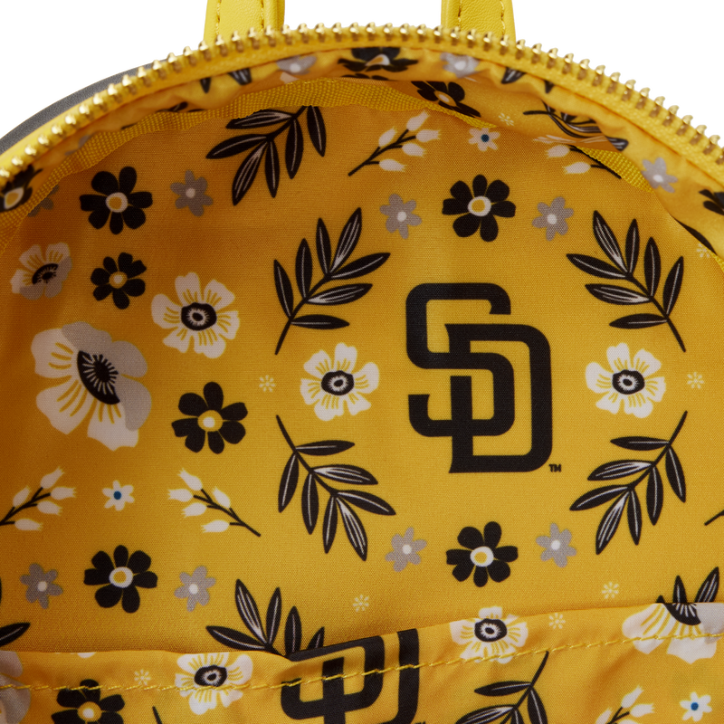 MLBBK0033-LFMLBSANDIEGOPADRESFLORALMINIBACKPACK0285INISDE-7.png