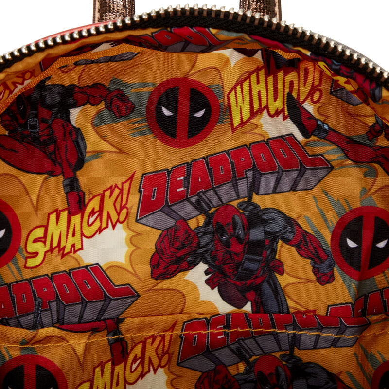 MVBK0328-LFMARVELDEADPOOLMETALLICCOLLECTIONCOSPLAYMINIBACKPACK0793INSIDE.jpg